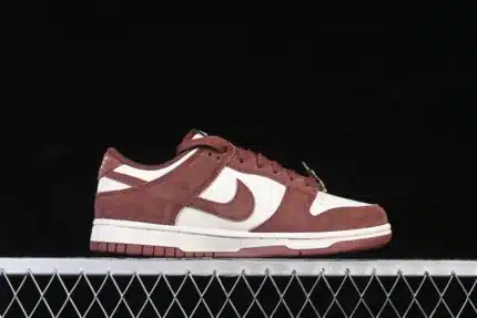 Nike Dunk Low Sail /MetalliIc Gold/ Red Sepia